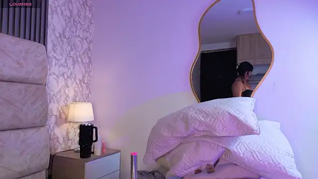 amatista  smith online show from January 31, 8:29 pm