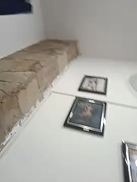 karlamorris  online show from October 28, 1:39 pm