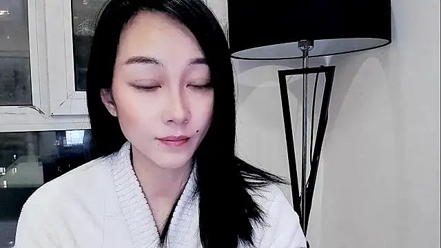 NIAN-er online show from April 3, 2:15 pm