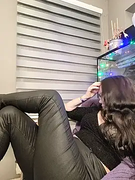 CamilleDesire online show from December 4, 5:35 pm