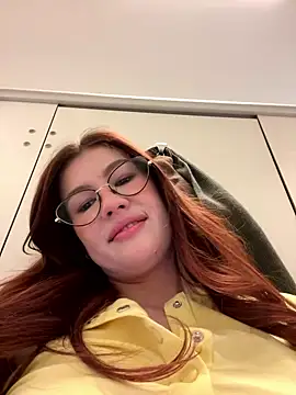 RinaCat online show from December 2, 7:10 am