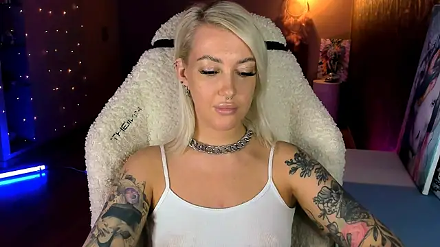 tykioty Miley online show from March 29, 1:32 pm