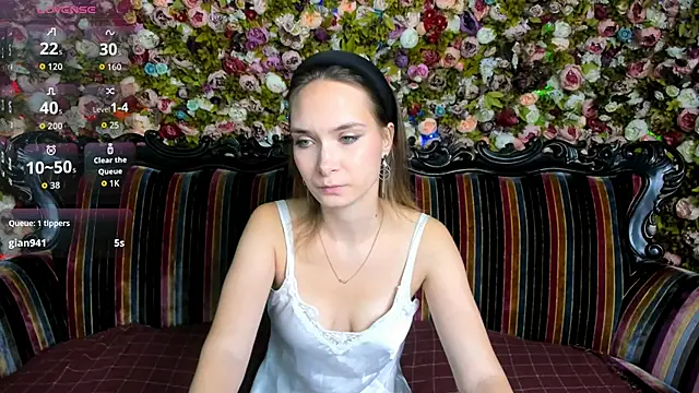 LinaVolberg online show from October 5, 12:54 pm