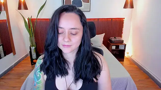 KatherineBond online show from September 13, 8:50 pm