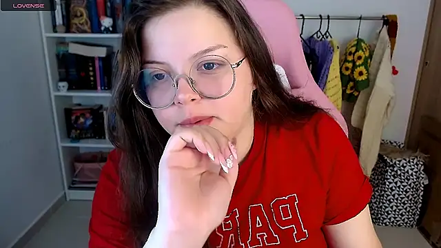 Gabiwaifu online show from November 16, 7:47 pm