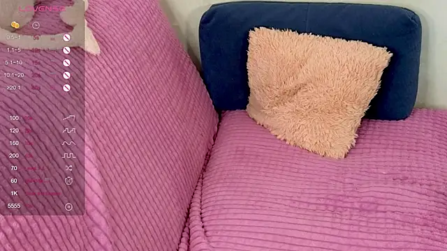 TrissMerigold9 online show from September 12, 8:56 am