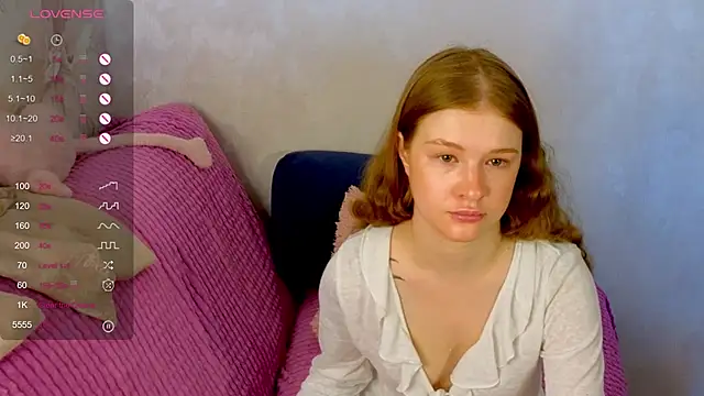 TrissMerigold9 online show from September 22, 8:13 am