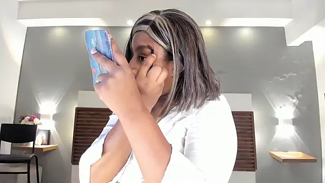 Adelehottman online show from November 27, 12:30 pm