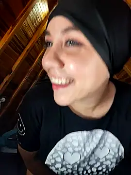 AmbarBurhan online show from December 13, 7:53 pm