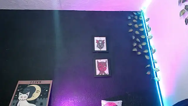 niakat  online show from March 3, 1:33 am