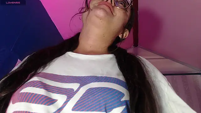 vitoria23  online show from April 29, 2:20 pm
