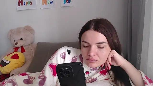  JustmeHere  online show from January 16, 11:28 am