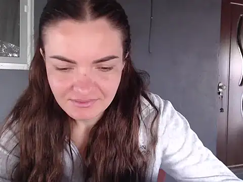  JustmeHere  online show from September 20, 12:03 pm