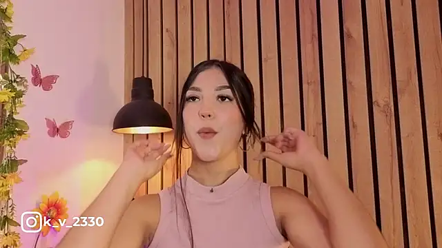 sofiesoft online show from March 27, 8:09 pm