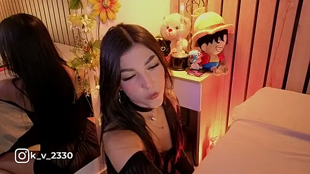 sofiesoft online show from April 14, 9:37 pm