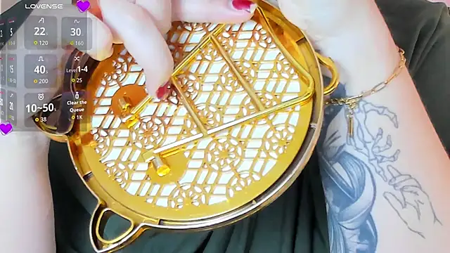 anna-henao online show from October 4, 8:02 pm