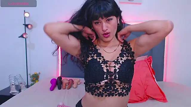 candy lux  online show from April 9, 1:16 pm