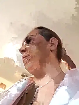 AvaLloyd online show from October 10, 5:56 am