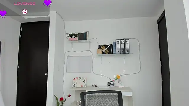 susana monroy online show from April 18, 7:18 pm