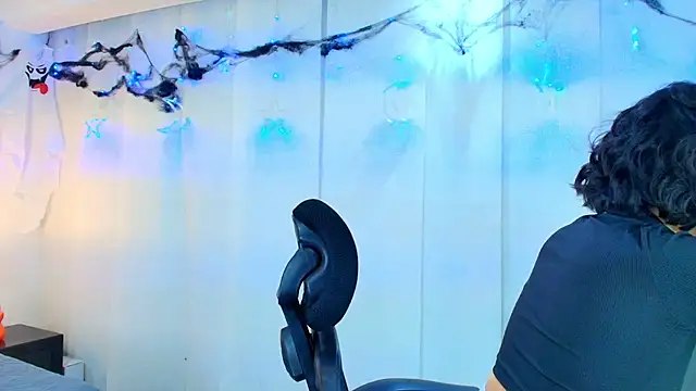 lina bedoya  online show from November 7, 11:49 am