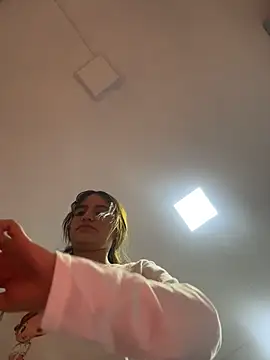 AnthonelaDuque online show from February 8, 11:25 am