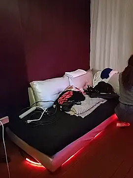 SelenaHouston online show from February 19, 5:40 am