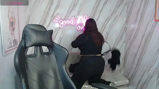 skeler lovd b  online show from September 15, 12:57 pm