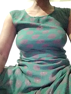 rituporna2004 online show from March 14, 2:40 pm