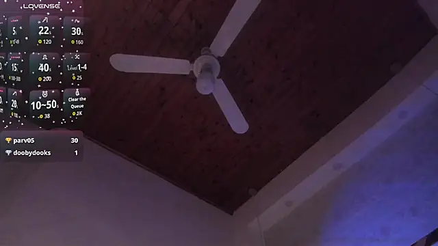 kitty roouse online show from April 18, 7:07 pm