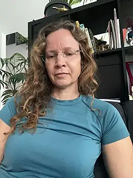 AnnikaRose online show from January 13, 1:59 pm