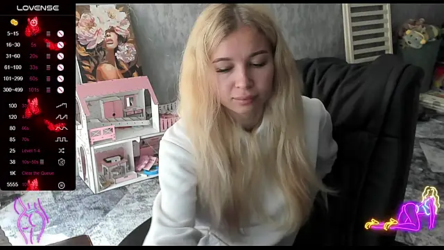  NigoNika online show from April 30, 6:51 am