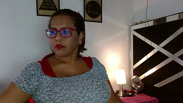 elizabeth mature23 online show from October 12, 4:09 pm