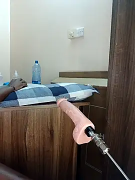 Nimah  online show from February 12, 4:52 pm