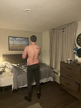 TheOnlyTwinTowers online show from February 19, 6:24 am