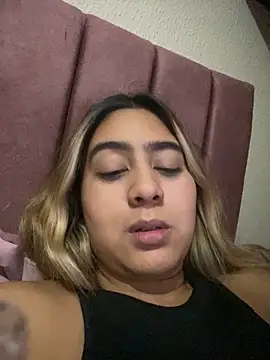 Miabonnett  online show from March 8, 2:48 am