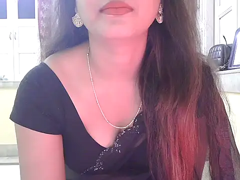 Model-Tanya online show from November 18, 3:46 pm