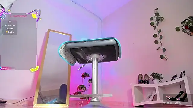 amelyaDreams online show from October 8, 7:40 pm