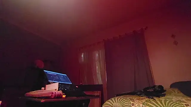 estivalia xxx online show from April 6, 2:33 am