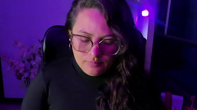 SaraThomso online show from September 9, 3:28 am