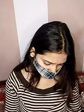 PRINCESS ZANNAT online show from February 6, 6:00 pm