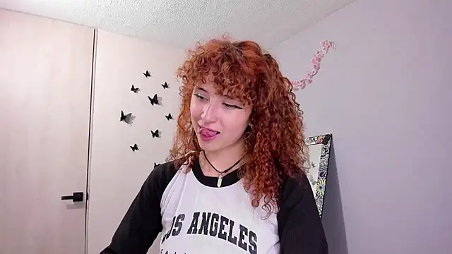 valentina 27 online show from April 7, 2:13 am