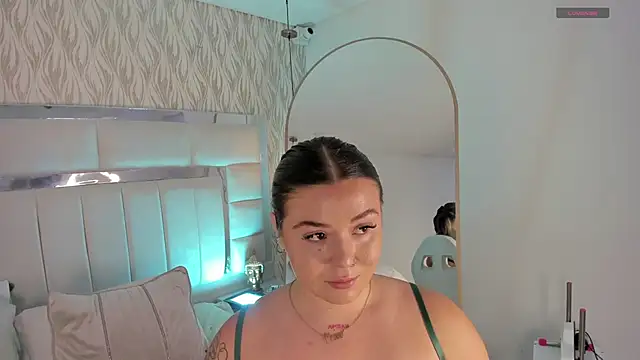 1m dalhia online show from October 9, 8:57 pm