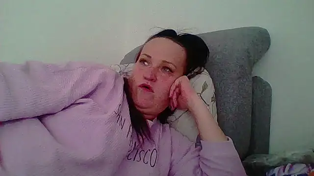  squirty cum lady  online show from October 1, 2:22 pm