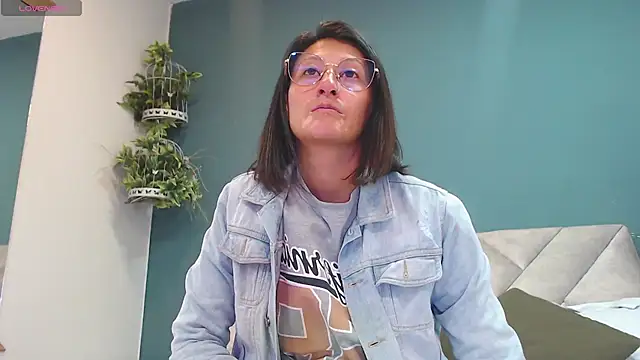 SharisWillian online show from November 27, 3:42 am