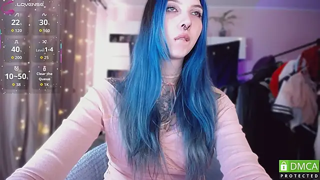 JustMeowGirl online show from January 18, 5:26 am