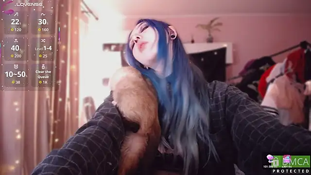 JustMeowGirl online show from January 19, 5:36 am