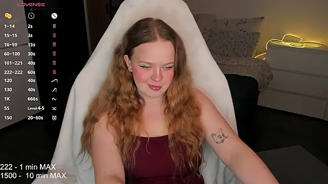 HANNA MONTANAS online show from September 30, 6:46 pm