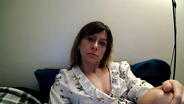 anechka1 online show from February 3, 1:59 am