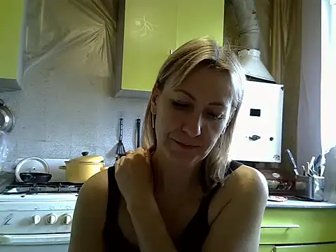 AshleyXHoney online show from September 12, 10:13 am