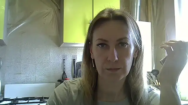 AshleyXHoney online show from April 22, 7:49 am